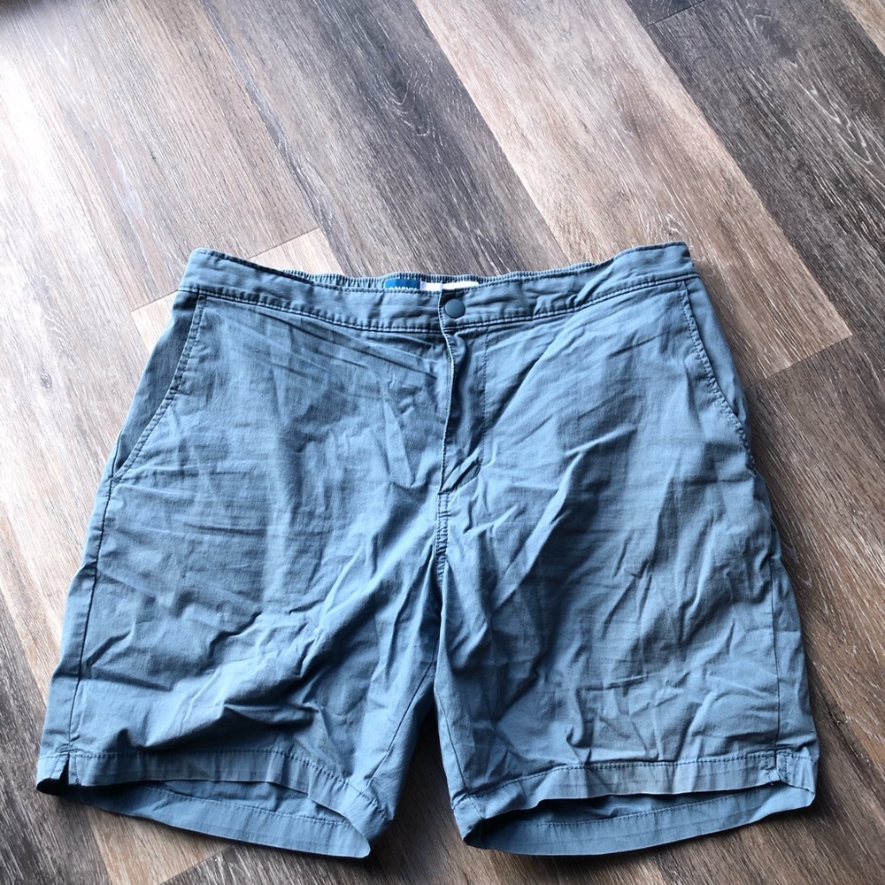 Old Navy Blue Slim Men's Flat Front Shorts Size Large